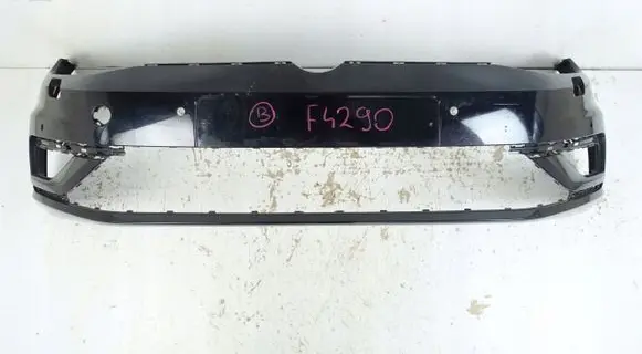 Volkswagen Golf VII Front bumper 5G0807221FL