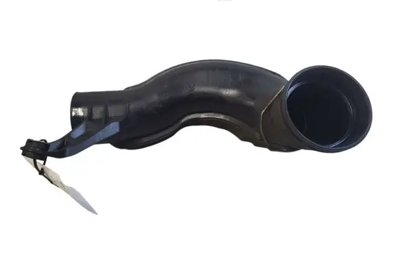 Volvo S60 Air intake hose/pipe 31319698