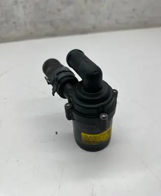 Audi Q7 4L Electric auxiliary coolant/water pump 7P0965561A 16462050201