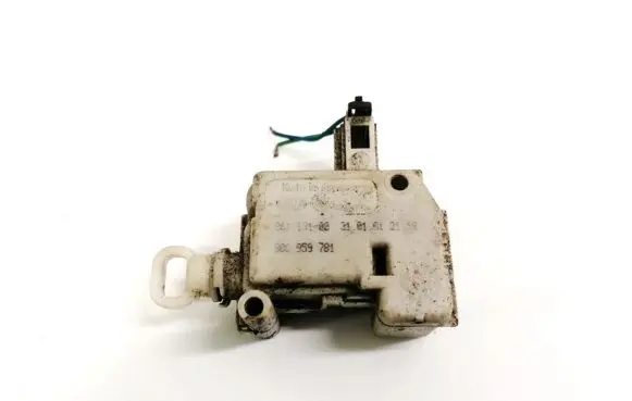 Volkswagen Golf IV Central locking motor 1j6862159a 3b0959781b