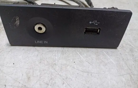 Ford Fusion II USB socket connector EG9T14B079AAB