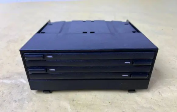 Mercedes-Benz B W245 CD/DVD changer A1696801191