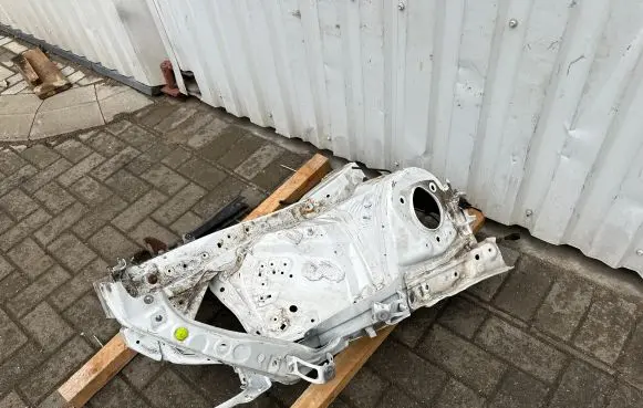 Front quarter panel