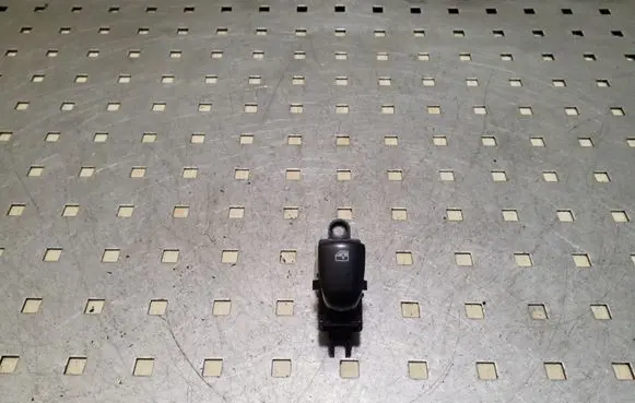 Renault Kadjar Electric window control switch