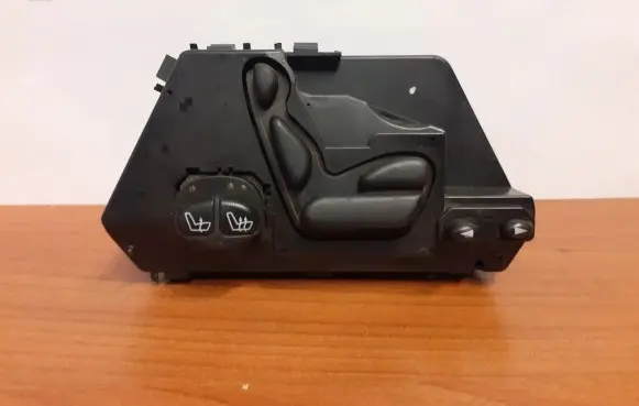 Mercedes-Benz S W220 Seat control switch 3045 2208218351