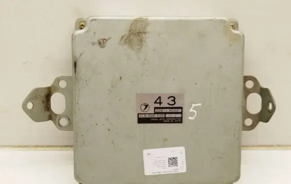 Subaru Legacy Engine control unit/module 22611AE031 A18000DS5 9412