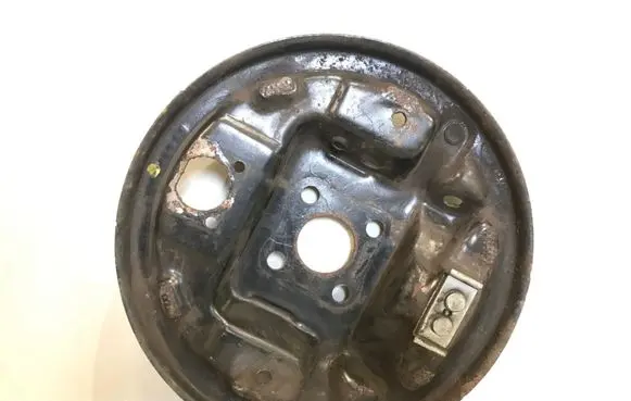 Renault Clio II Rear brake disc plate dust cover 