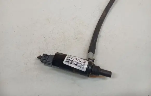 Volvo V50 Headlight washer pump