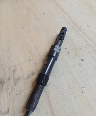 Ford Mondeo Mk III Fuel injector 6S7Q9K546AA
