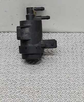 Renault Trafic II (X83) Turbo solenoid valve 7700113071