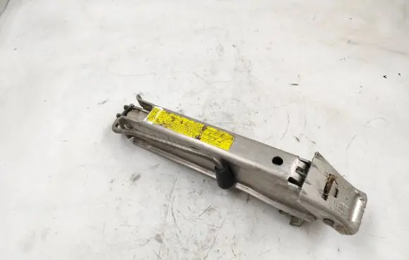 Audi A4 S4 B7 8E 8H Lift Jack 8E0011831N