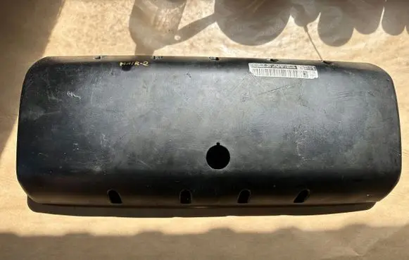 Volkswagen Touareg I Engine cover (trim) 07Z103502C