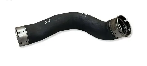 BMW 5 F10 F11 Intercooler hose/pipe 