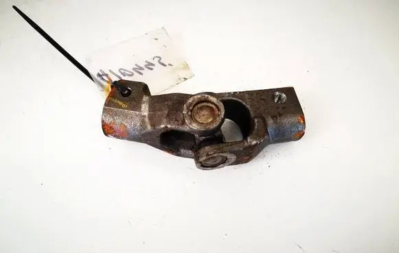 Toyota Avensis T250 Steering column universal joint 
