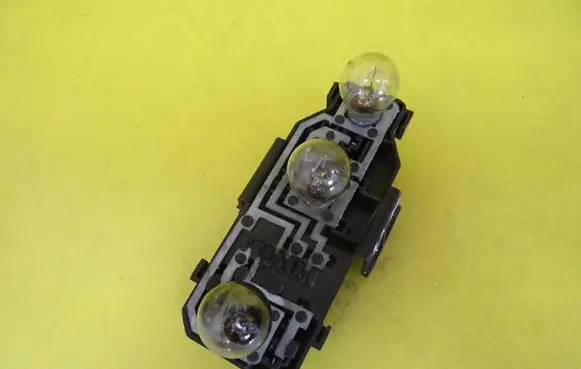 Audi A6 S6 C5 4B Tail light bulb cover holder