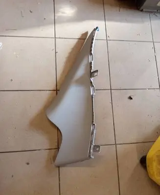 (C) pillar trim