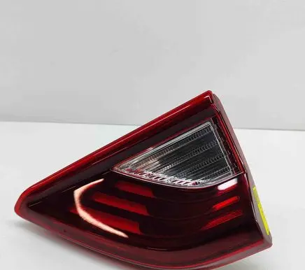 KIA Stonic Tailgate rear/tail lights 92404H8210