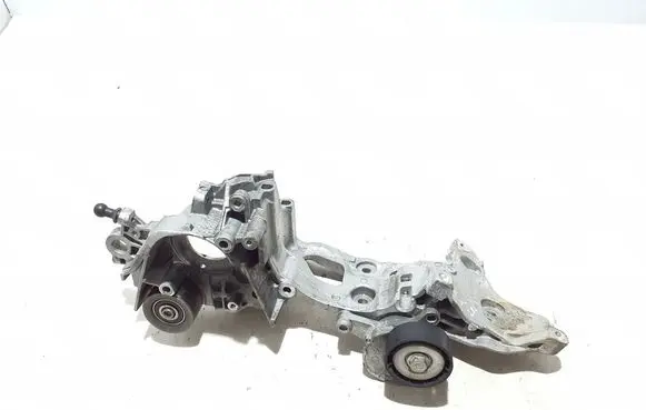 Skoda Octavia Mk4 Generator/alternator bracket 05L103143B