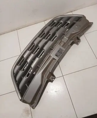 Renault Master III Front bumper upper radiator grill 623100256R FL018826