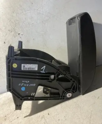 Skoda Octavia Mk3 (5E) Armrest 8E0864207
