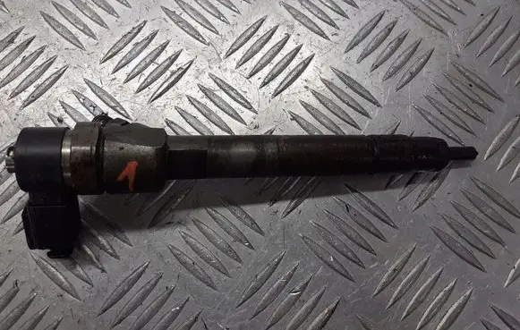 Mercedes-Benz 200 300 W123 Fuel injectors set 