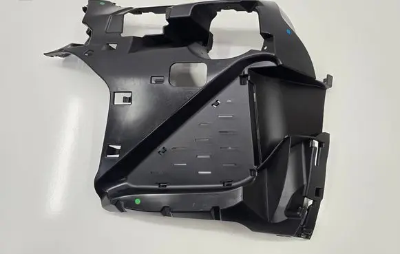 BMW X2 F39 Front bumper mounting bracket 8069091