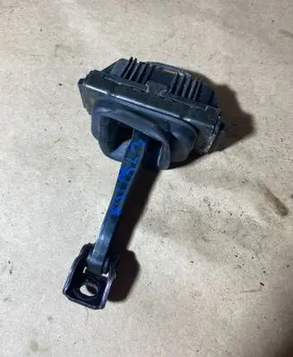 BMW 3 E90 E91 Front door check strap stopper 7060189
