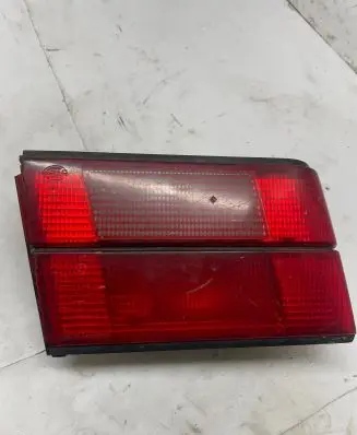 BMW 5 E34 Tailgate rear/tail lights 0018437R38
