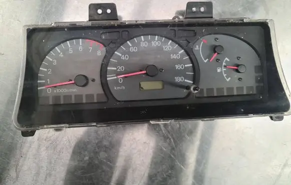 Volkswagen PASSAT B5 Speedometer (instrument cluster) MR148914 0304930302594 MM0015