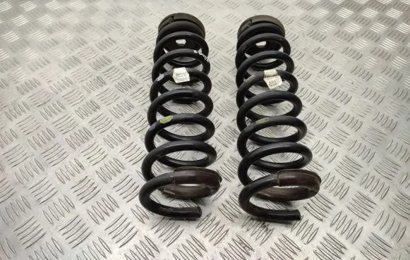 Hyundai i40 Rear coil spring