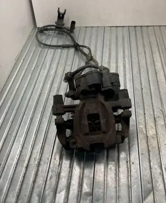 BMW 2 F45 Rear brake caliper 6892605