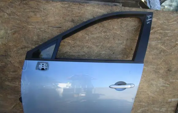 Renault Scenic III - Grand scenic III Front door