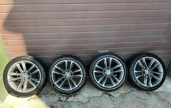 BMW X1 E84 R18 alloy rim 6850293