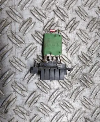 Opel Corsa D Heater blower fan relay 