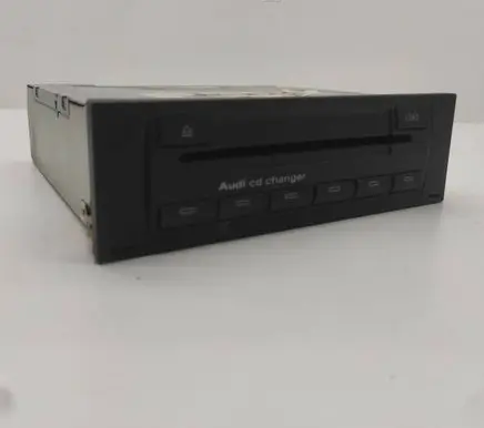 Audi A4 S4 B7 8E 8H CD/DVD changer 8E0035111D AUZ5ZAE20