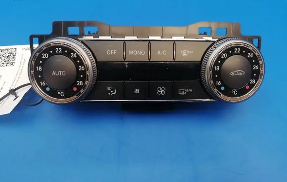 Mercedes-Benz C W204 Climate control unit a2048308285