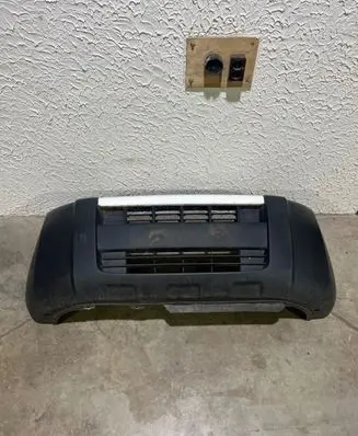 Peugeot Bipper Front bumper 1308778070