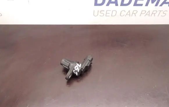 Volvo V70 Camshaft position sensor 8658726 0232103063 D165