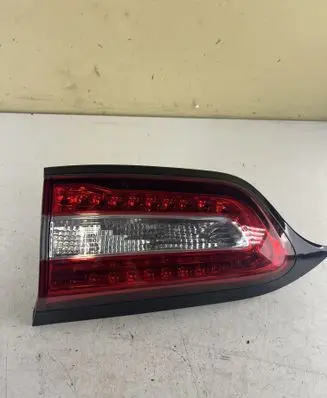 Jeep Cherokee Tailgate rear/tail lights 68102920AC 49033 68102920A