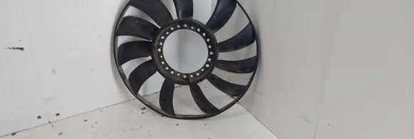 Audi A4 S4 B5 8D Fan impeller 058121301B