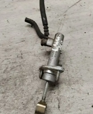 Mitsubishi Lancer Clutch master cylinder