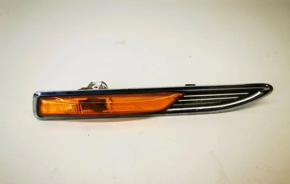 Ford Mondeo MK IV Front fender indicator light 7S7113K354AD