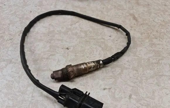 BMW 5 E39 Lambda probe sensor 0258007145