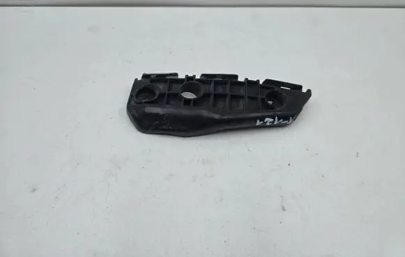 Toyota Auris 150 Front bumper mounting bracket 5253602030