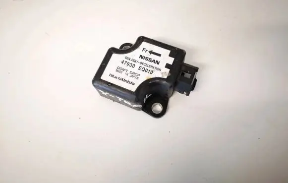 Nissan X-Trail T30 ESP acceleration yaw rate sensor 47930eq010