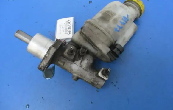 Alfa Romeo 147 Master brake cylinder