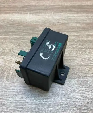 Citroen C5 Glow plug pre-heat relay 9639912580
