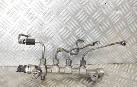 Fuel main line pipe