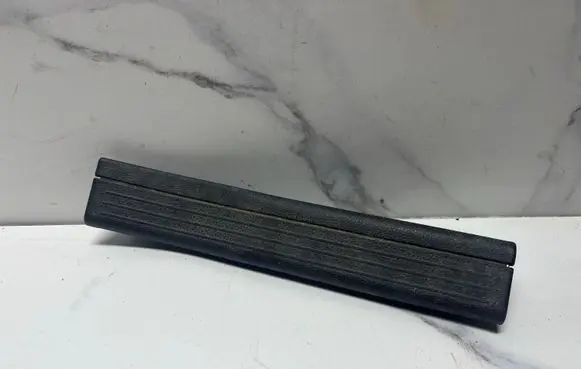 Mercedes-Benz C W204 Rear sill trim cover A2046860236