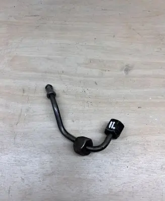 Fuel injector supply line/pipe